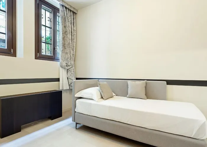 Brand New Boutique Apartment In The Heart Of Venice