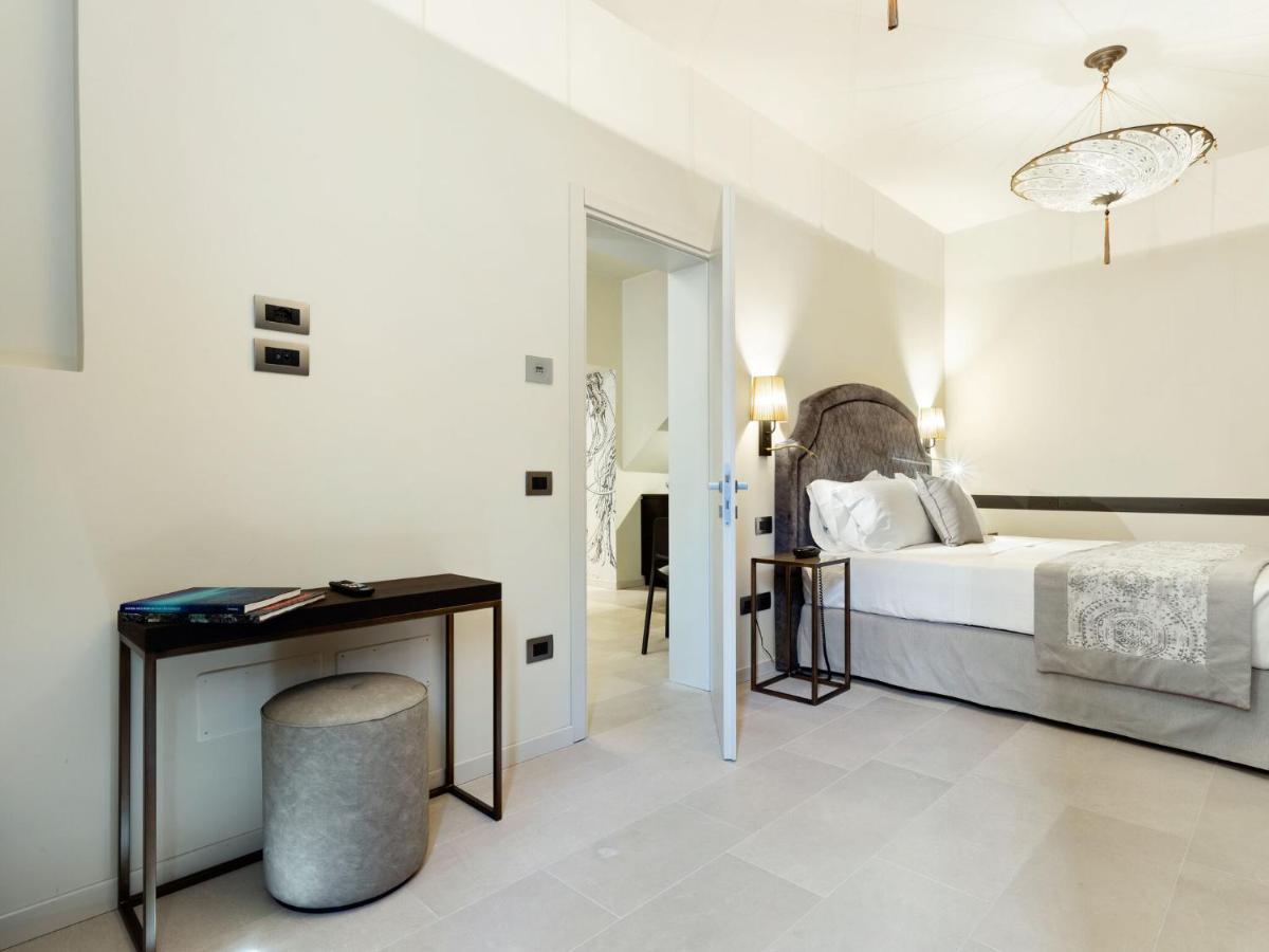 Brand New Boutique In The Heart Of Venice